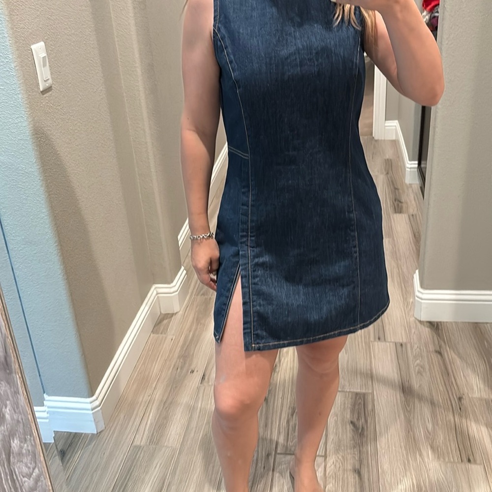 Zara Blue Sheath Mini Dress with Halter Neckline